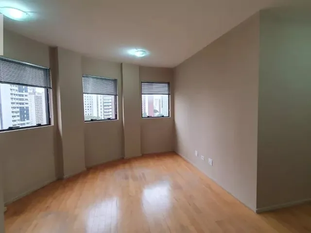 Sala para alugar, no bairro Batel em Curitiba