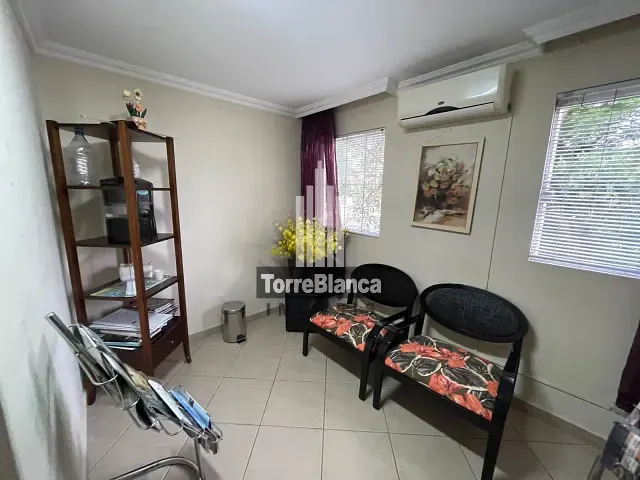 Sala com 20m², para alugar, no bairro Centro em Ponta Grossa