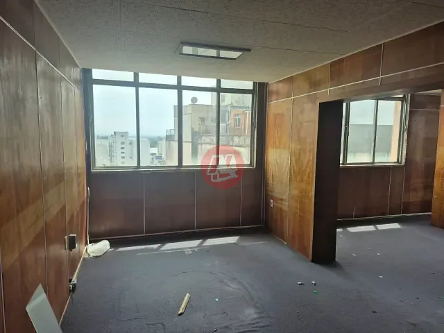Sala à venda, no bairro Centro Histórico em Porto Alegre