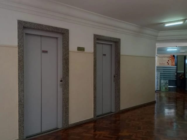 Sala à venda, no bairro Centro em Curitiba