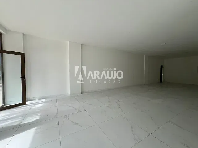 Sala com 90m², para alugar, no bairro Balneário Santa Clara em Itajaí