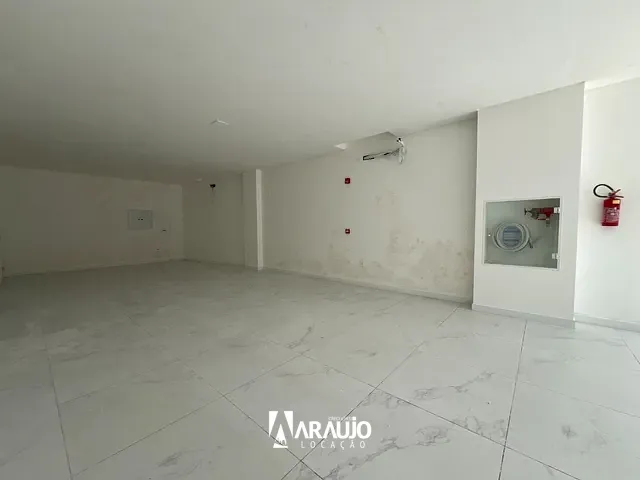 Sala com 90m², para alugar, no bairro Balneário Santa Clara em Itajaí