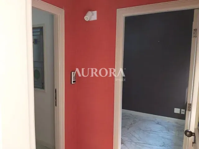 Sala com 90m², à venda, no bairro Vila Ipiranga em Londrina
