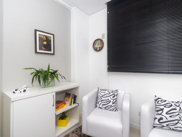 Sala com 86m², à venda, no bairro Centro em Curitiba