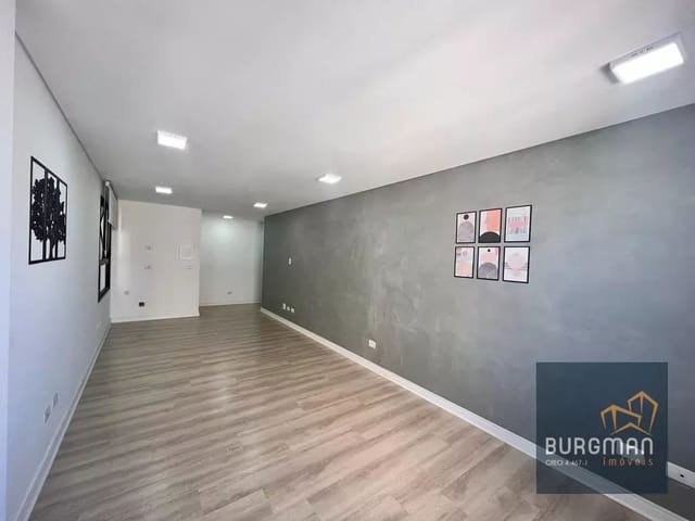 Sala à venda, no bairro Centro em Curitiba