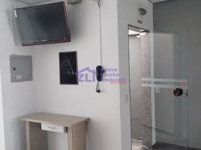 Sala com 12m², para alugar, no bairro Jardim Colorado em São Paulo