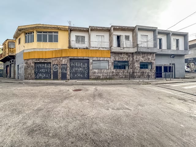 Sala com 194m², à venda, no bairro Vila Brasilândia em São Paulo