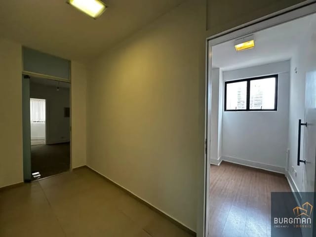 Sala para alugar, no bairro Centro em Curitiba