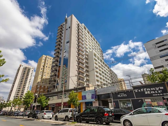 Sala para alugar, no bairro Água Verde em Curitiba