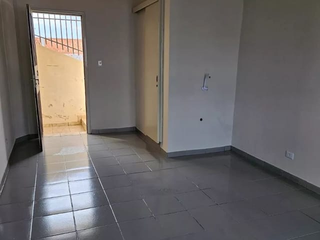 Sala para alugar, no bairro Santa Felicidade em Curitiba
