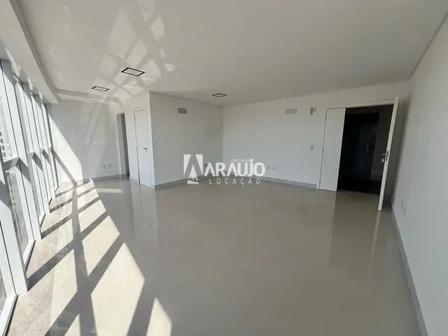 Sala com 59m², para alugar, no bairro Centro em Itajaí