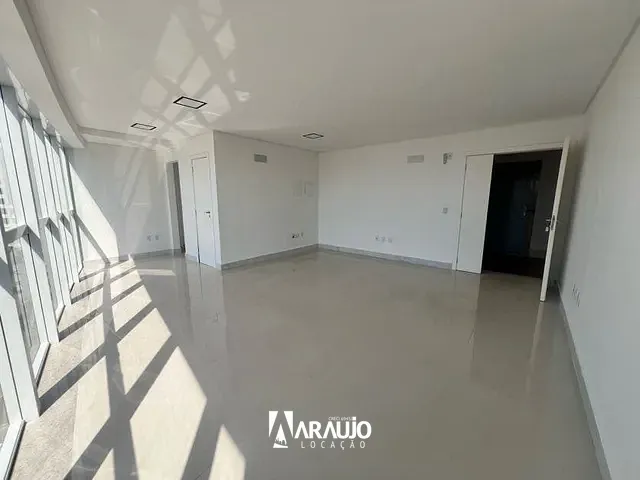 Sala com 59m², para alugar, no bairro Centro em Itajaí