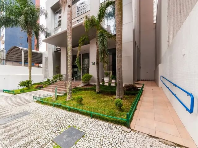 Sala à venda, no bairro Batel em Curitiba