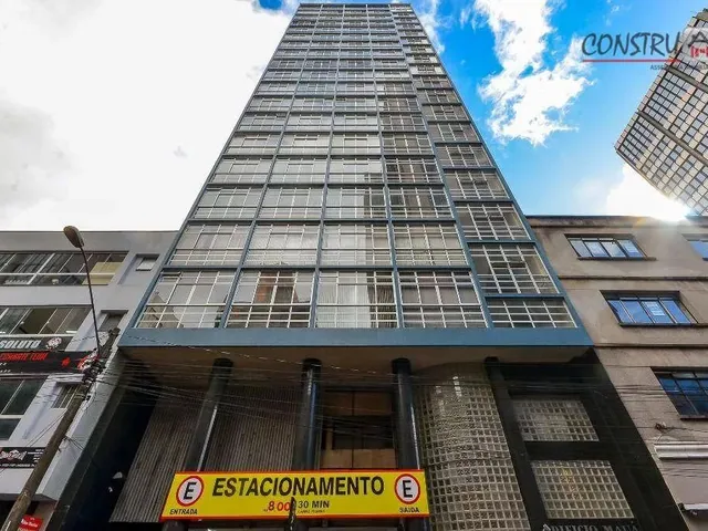 Sala à venda, no bairro Centro em Curitiba