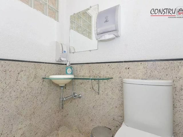 Sala à venda, no bairro Centro em Curitiba