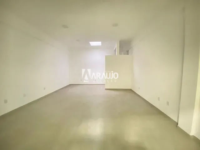 Sala com 38m², para alugar, no bairro Centro em Itajaí