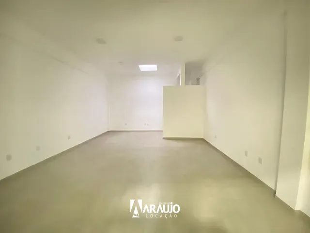 Sala com 38m², para alugar, no bairro Centro em Itajaí