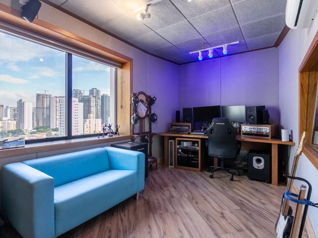 Sala com 112m², à venda, no bairro Vila Cordeiro em São Paulo