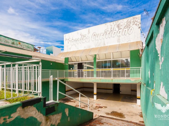 Sala à venda, no bairro Cristo Rei em Curitiba