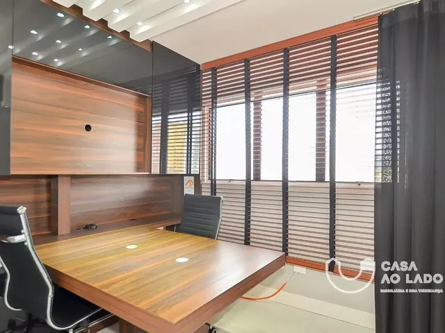 Sala à venda, no bairro Centro em Curitiba