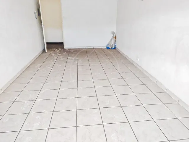 Sala para alugar, no bairro Rio Bonito em São Paulo