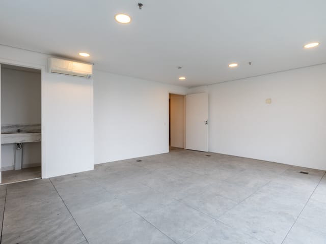 Sala com 48m², à venda, no bairro Santo Amaro em São Paulo