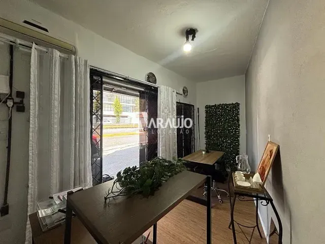 Sala para alugar, no bairro Centro em Itajaí