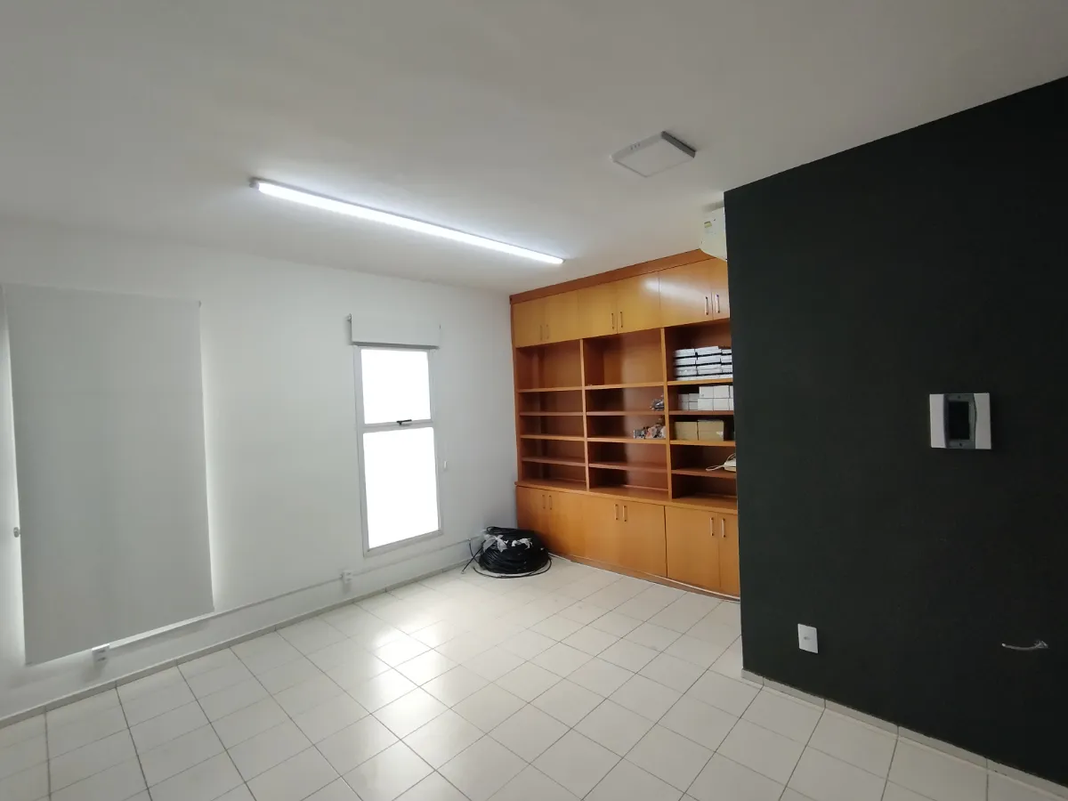 Conjunto comercial para venda em Centro, 21m²