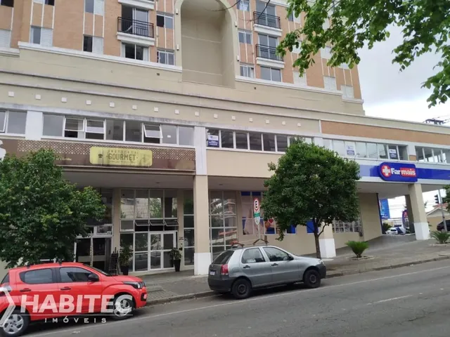 Sala à venda, no bairro Vila Izabel em Curitiba