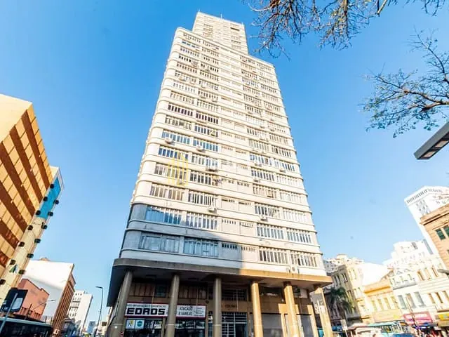 Sala à venda, no bairro Centro Histórico em Porto Alegre