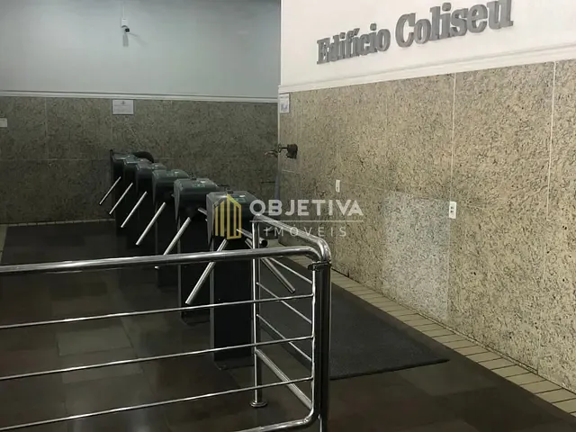 Sala à venda, no bairro Centro Histórico em Porto Alegre