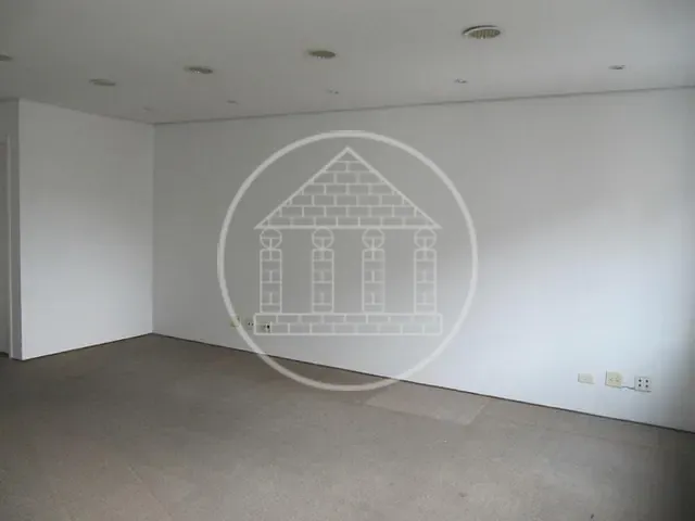 Sala com 41m², à venda, no bairro Itaim Bibi em São Paulo
