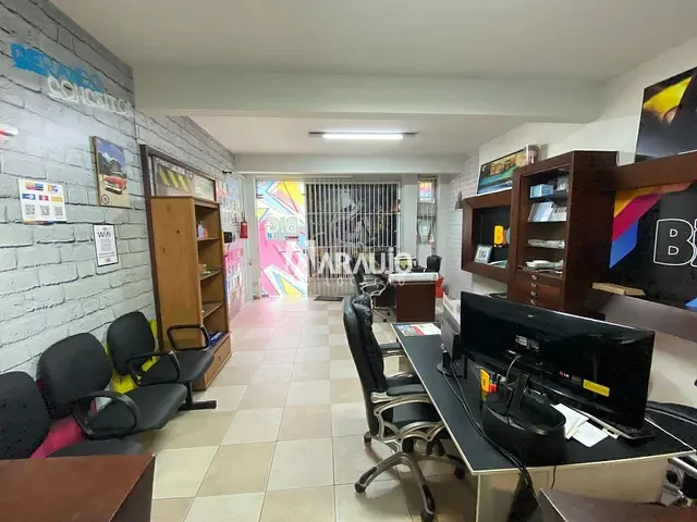 Sala para alugar, no bairro Centro em Itajaí