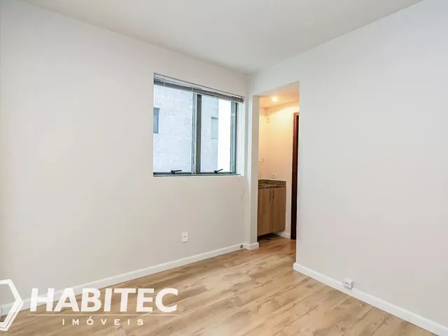 Sala para alugar, no bairro Batel em Curitiba