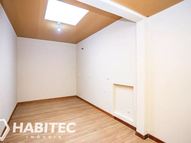 Sala para alugar, no bairro Água Verde em Curitiba