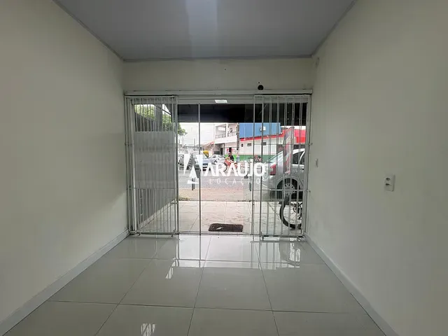 Sala com 20m², para alugar, no bairro Machados em Navegantes