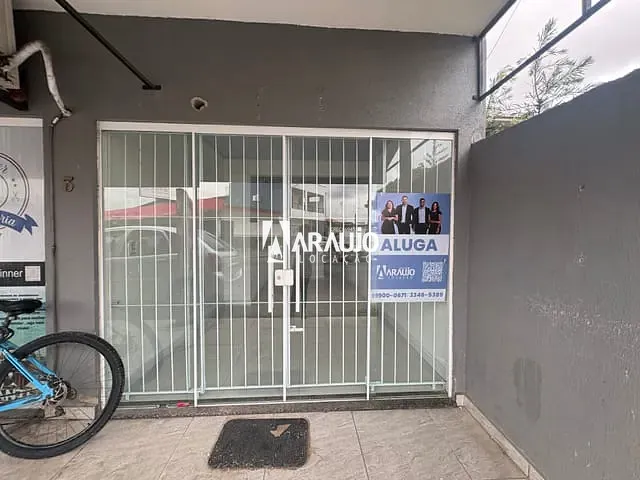 Sala com 20m², para alugar, no bairro Machados em Navegantes