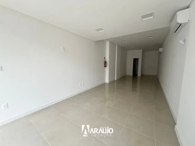 Sala para alugar, no bairro Nações em Balneário Camboriú