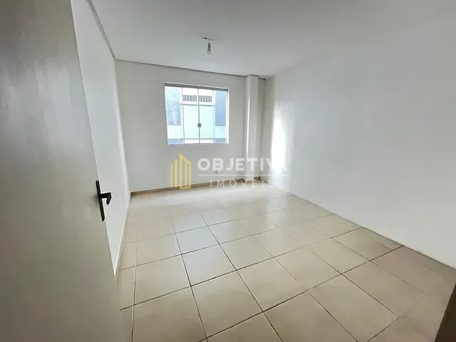 Sala para alugar, no bairro Centro em Novo Hamburgo