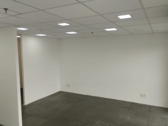 Foto do Sala - Conjunto Comercial para locação com 45m² ao lado do futuro clube beyond the club, Estação do metrô Santo Amaro. São Paulo . Sp | Paulista Imóveis