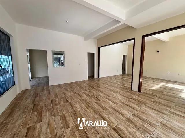 Sala para alugar, no bairro São Judas em Itajaí