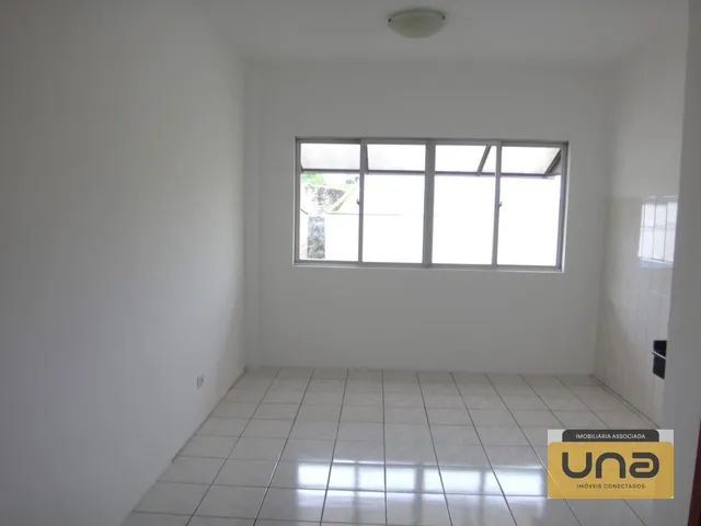 Sala para alugar, no bairro CAPAO RASO em Curitiba
