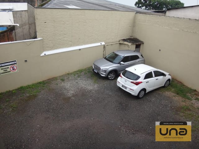 Sala para alugar, no bairro CAPAO RASO em Curitiba