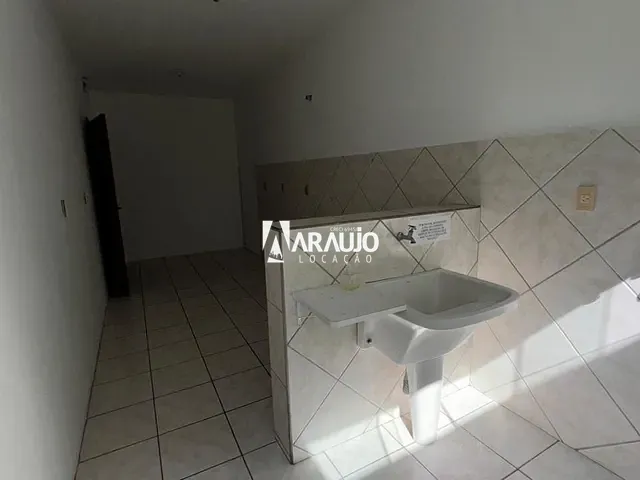 Sala para alugar, no bairro Cordeiros em Itajaí
