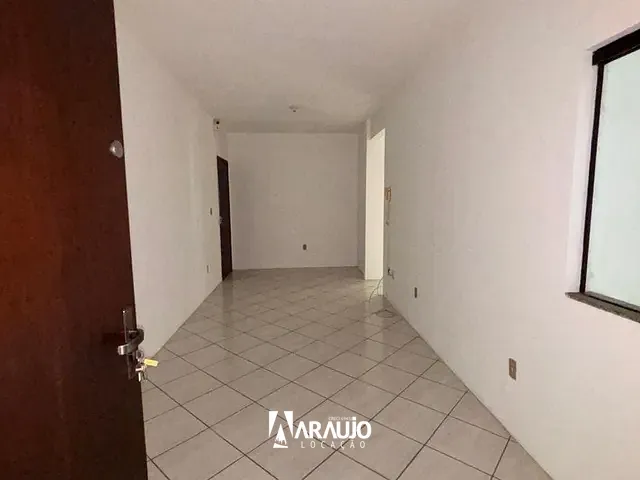 Sala para alugar, no bairro Cordeiros em Itajaí