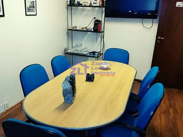 Sala com 6m², para alugar, no bairro Vila Aricanduva em São Paulo