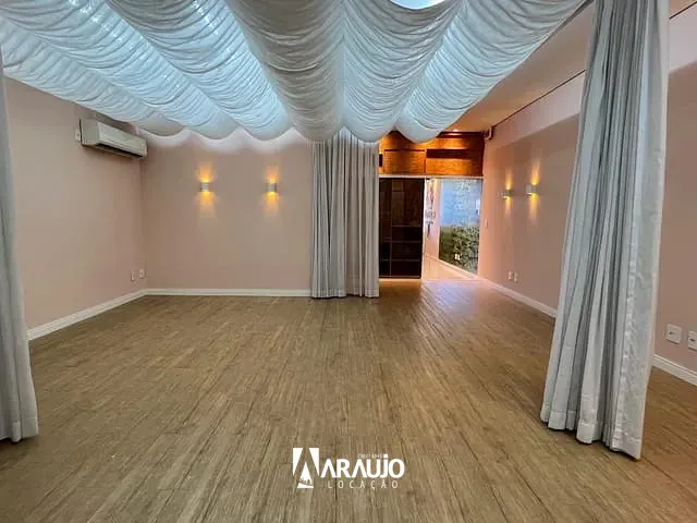 Sala para alugar, no bairro Centro em Itajaí