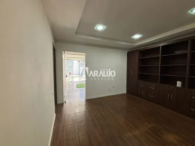 Sala para alugar, no bairro Centro em Itajaí