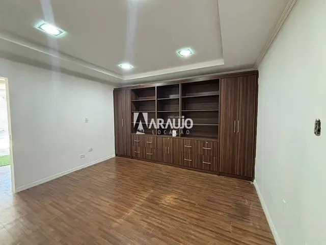Sala para alugar, no bairro Centro em Itajaí