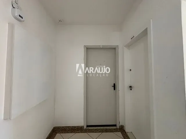 Sala para alugar, no bairro Centro em Itajaí